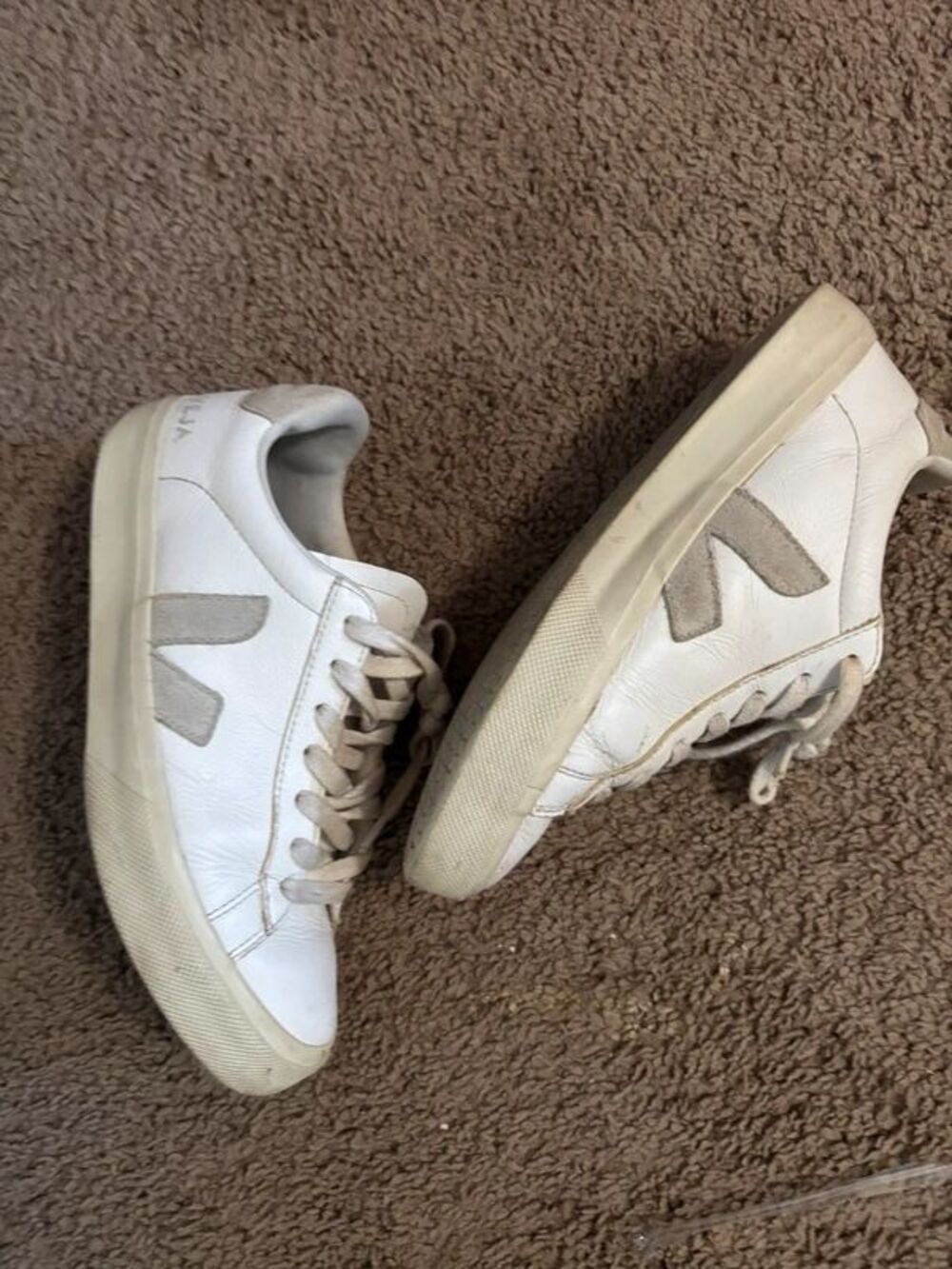 Veja Campo White Leather Gray Suede V Logo Low Top Lace Up Sneakers Womenโs 7